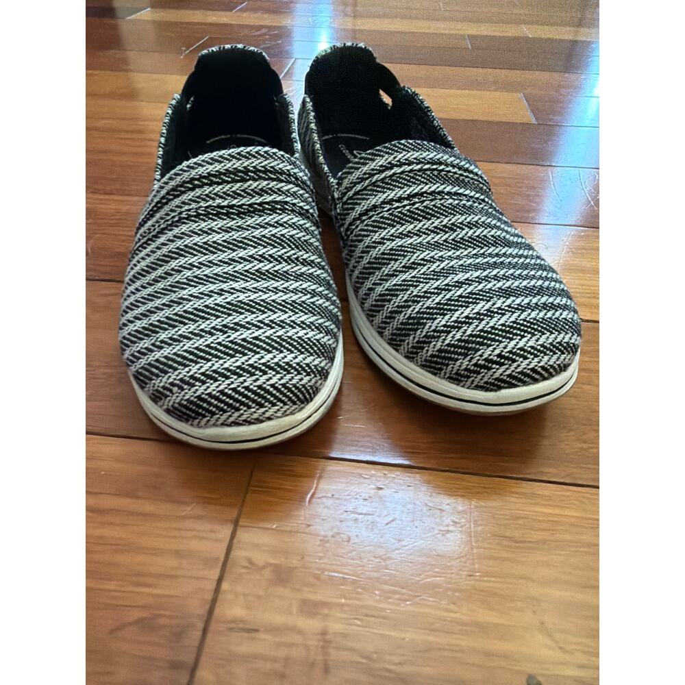 Clarks Cloudsteppers Breeze Step II Slip on Sneaker Women’s 8 Comfort Casual - Picture 8 of 8